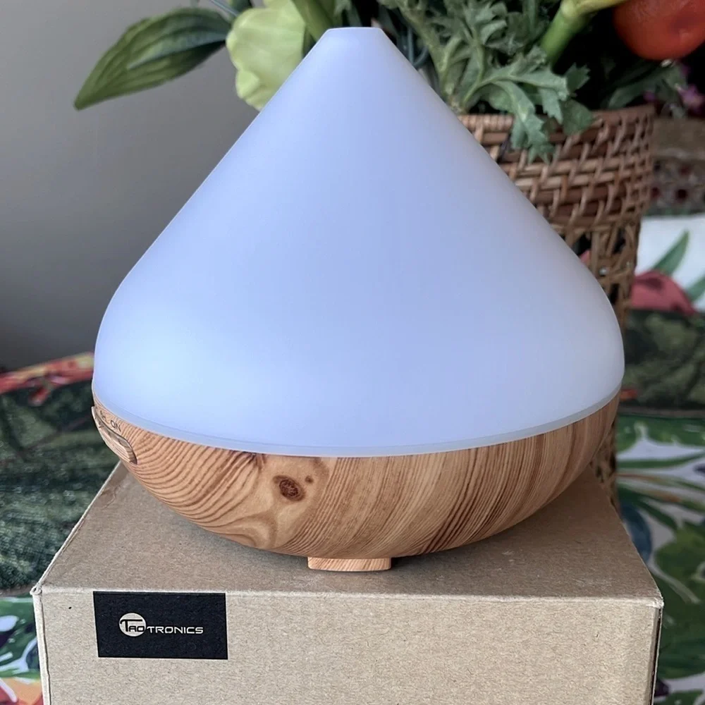 Brand New Aromatherapy Diffuser 7-Color LED Light Wood Grain Cool Mist Timer